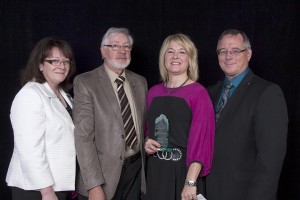 Marie-Claire Larose, SADC Bell-Etchemins. Adélard Couture, maire St-Camille. Nicole Mathieu, mun. St-Camille-de-Lellis.  Yvon Laflamme, président CCB-E